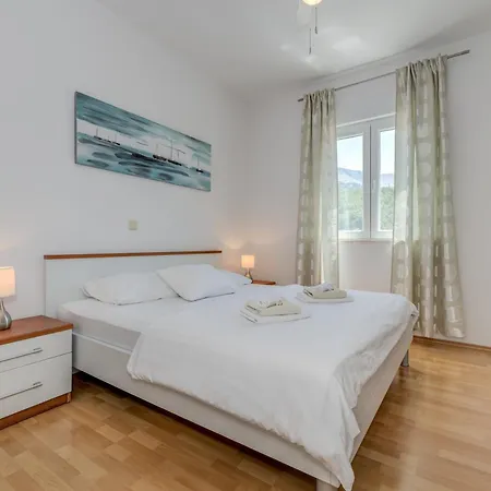 Cala Apartmán *