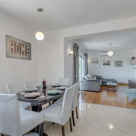 Cala Apartmán Podstrana