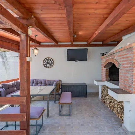 Apartment Cala Podstrana