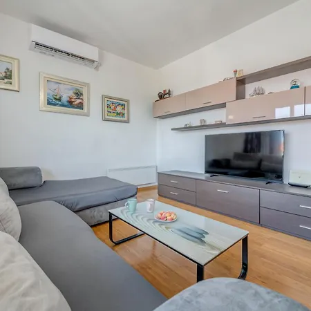 Apartment Cala *